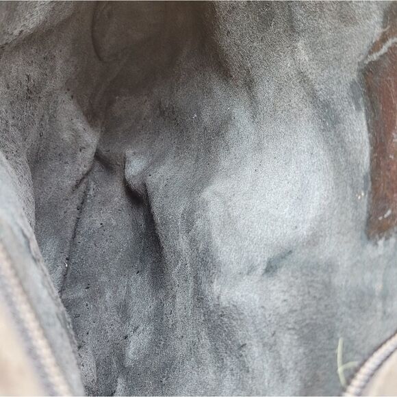 Authentic Gucci Crossbody Bag  - Picture 9 of 10